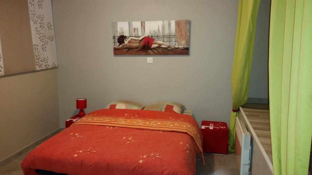 Un Petit Coin De Paradis Taradeau Habitación foto